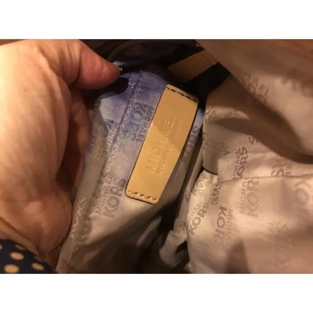 Michael Kors BEIGE PATENT LEATHER TOTE BAG PURSE (300